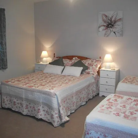 Rocksberry Bed & Breakfast Bed & Breakfast Castlebar
